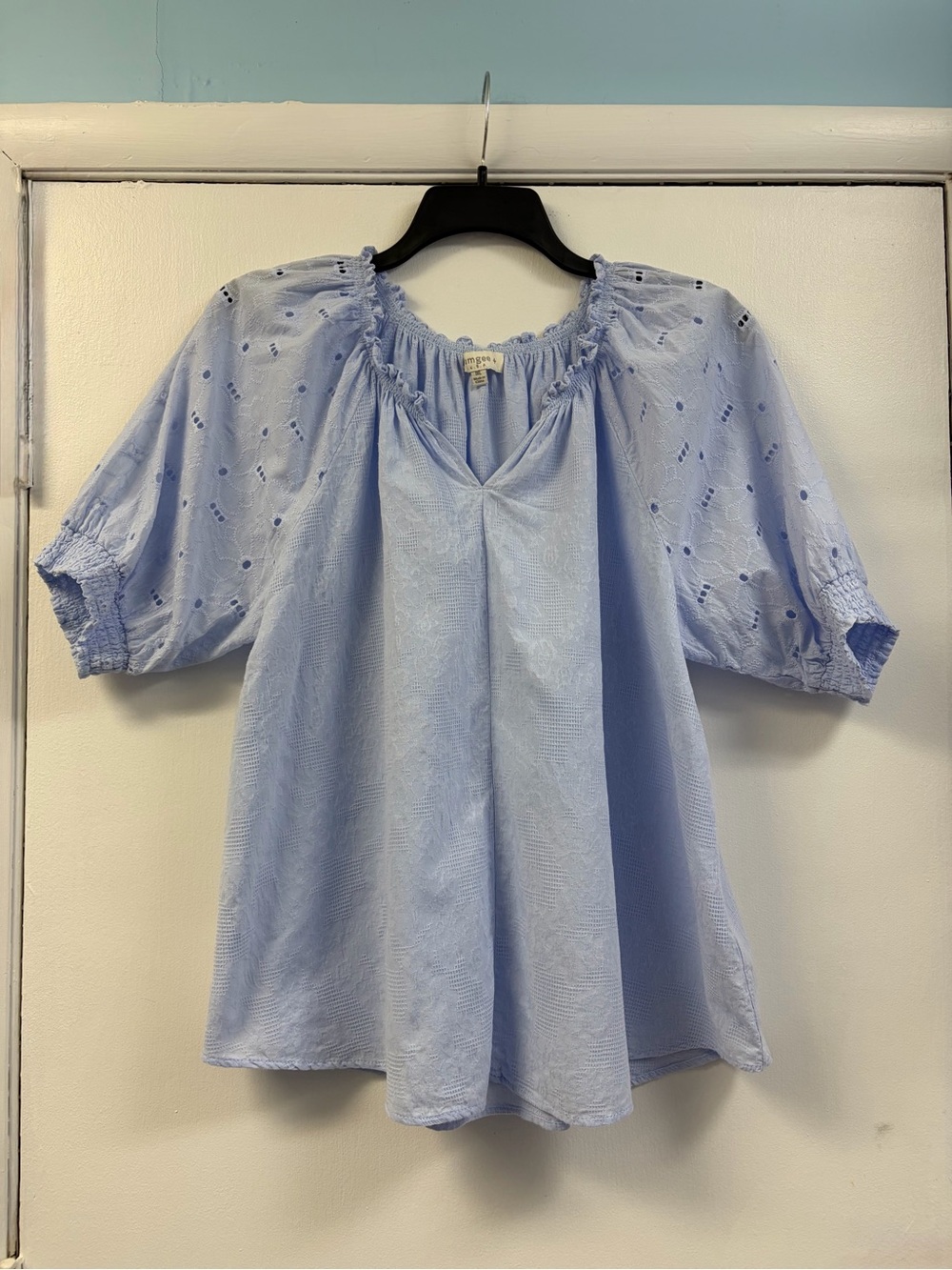Umgee Light Blue Eyelet Puff Sleeve Tunic